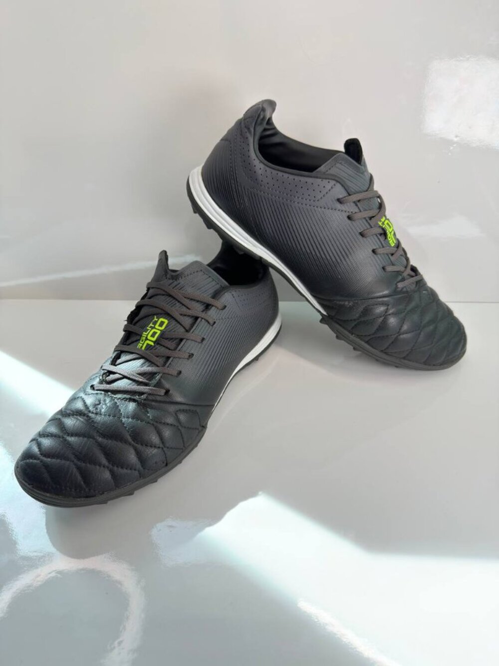 Kipsta Agility 500 TF Soccer Shoes – Turf Trainers